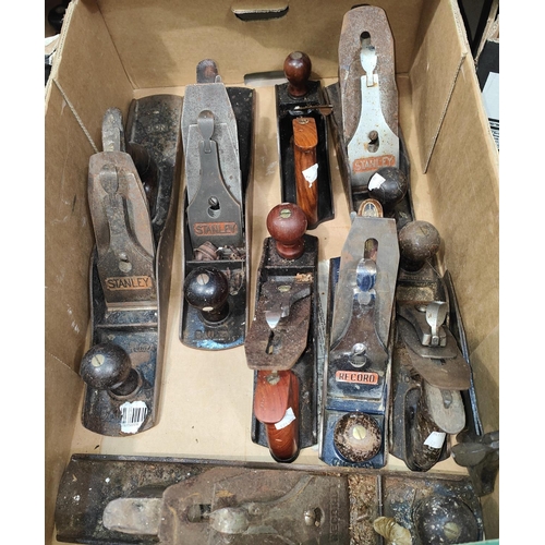 30 - A selection of 8 Stanley and similar wood planes