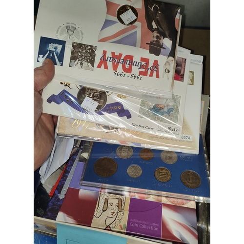 59A - A selection of modern commemorative coins etc in original envelopes, display packaging etc