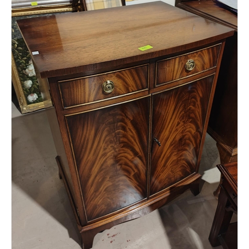 841 - A 'Reprodux' side cabinet with double doors and hinged top