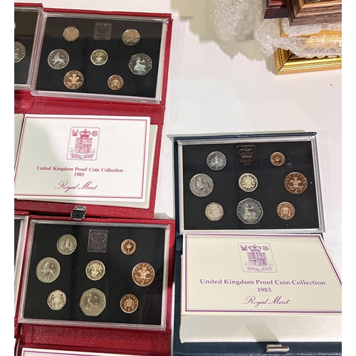 351 - GB: Proof coin sets: 1983-1986, 1988-1990 (7)