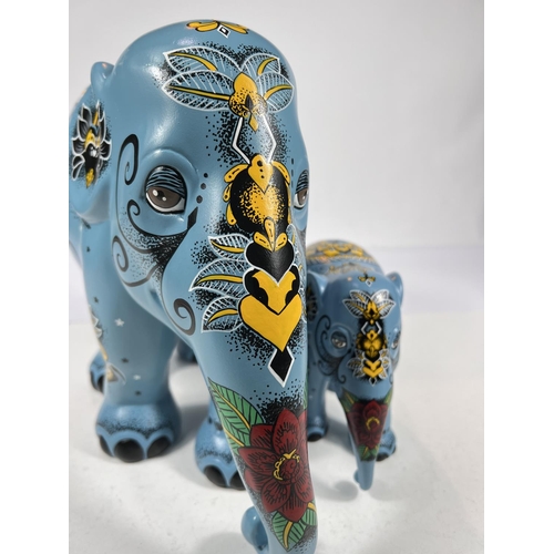 574B - Elephant Parade composition limited edition model:    Gardnerfante by Victor Hugo Marques for Florip... 