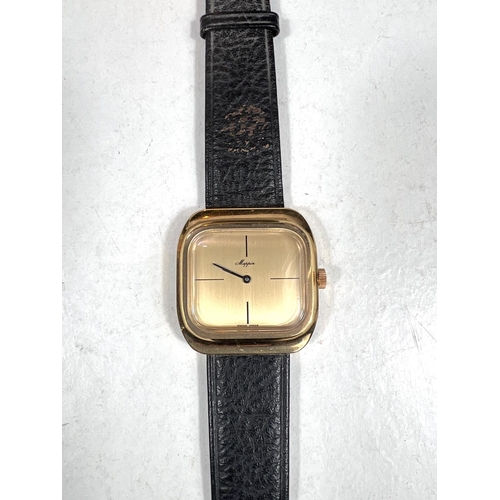 728 - A MAPPIN 1970's gents mechanical wristwatch, gold dial