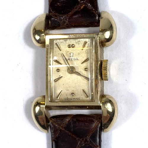 799 - A ladies OMEGA 18ct gold 1940's/50's wristwatch in original leather box