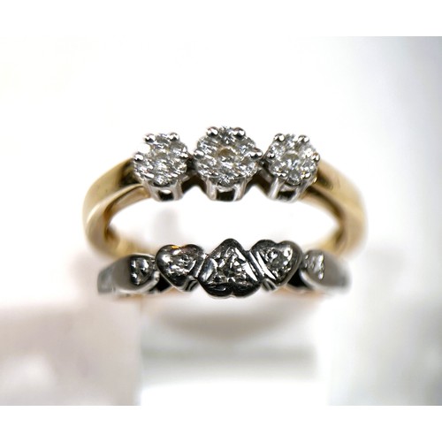 698 - A 9ct hallmarked gold dress ring set with 3 clusters of diamond chips in illusion setting, 3.9gm and... 