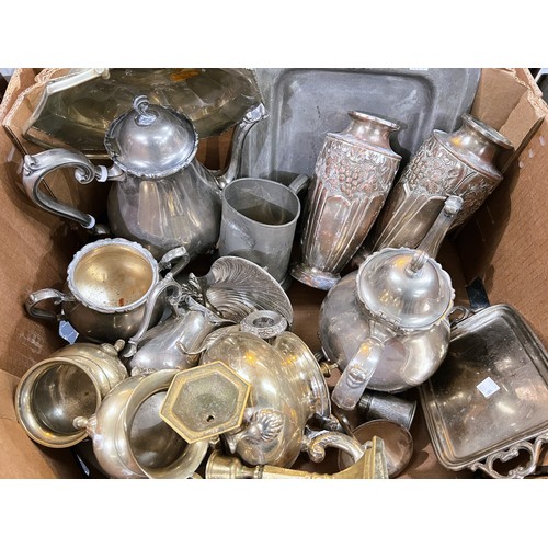 680B - A selection of silverplated items