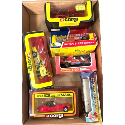 317 - Diecast vehicles: Corgi 308 BMW M1, Corgi 802, Mercedes 300SL, Corgi 1953 Jaguar, Dinky 226 Ferrari ... 