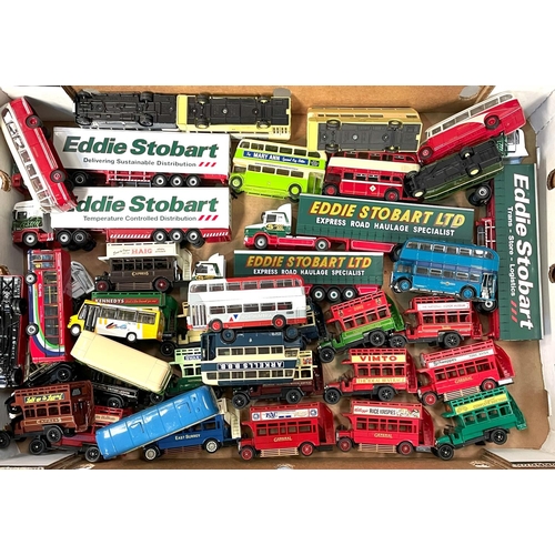 324 - A large collection of Diecast buses loose, various styles and makes, Corgi, Oxford etc.