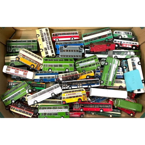 328 - A large collection of loose Diecast buses.