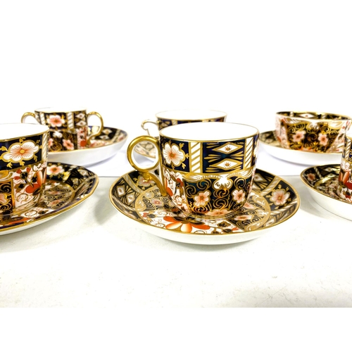 567 - A collection of Royal Crown Derby cups &saucers, mainly Imari pattern, various shapes etc.