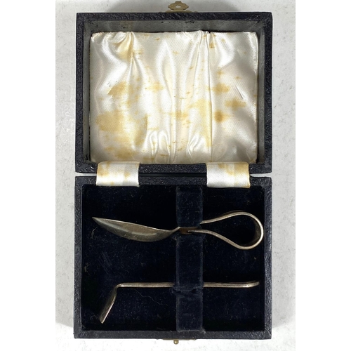 732A - A pair of hallmarked silver napkin rings, boxed, another, boxed, 46.6gm (15oz); a hallmarked silver ... 