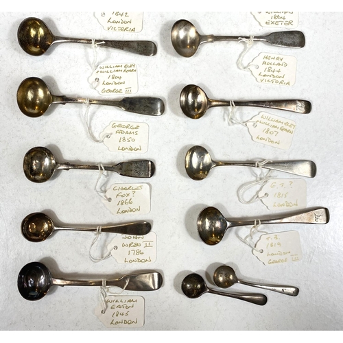 742 - A collection of hallmarked silver salt and mustard spoons, Georgian and later, various dates, 19 app... 