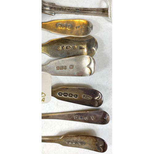 744 - A collection of hallmarked silver teaspoons, Georgian and later, various dates, 14 approx., 9oz