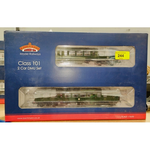 244 - A Bachmann Branchline Class 101 2 car DMU set 32-286, 00 gauge, boxed