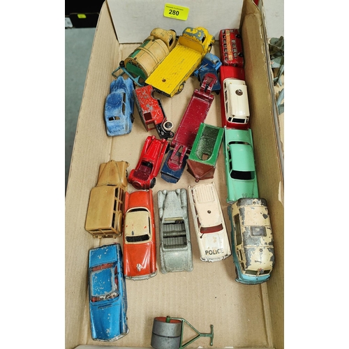 280 - Diecast Cars: a collection of various vintage loose diecast vehicles, Dinky etc