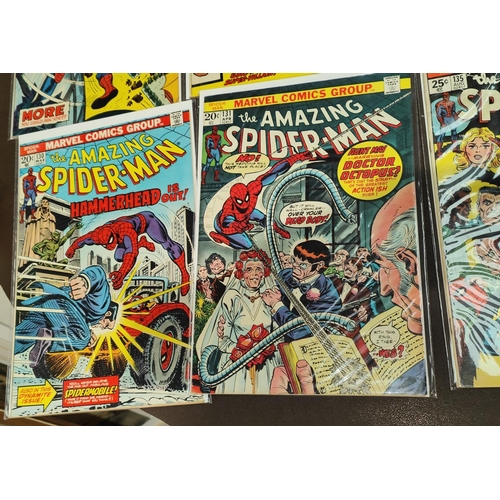 415 - Marvel Comics: The Amazing Spider-man 115, 117-121, 124, 128, 130, 131, 135, 137-144, 146, 148 (UK a... 