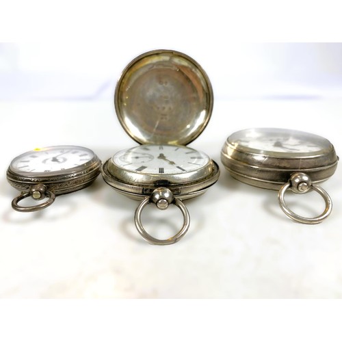 613 - A silver cased hunter pocket watch (a.f.), another pocket watch and a lady's continental fob watch