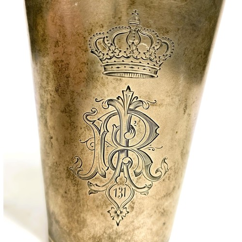 616 - A 19th century German military 800 standard silver stirrup cup engraved 'D sheidendenhoch verehsten ... 