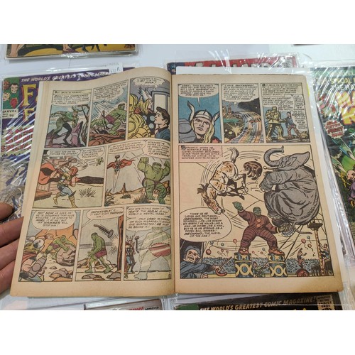 422 - Marvel Comics: 1960's Jack Kirby and Stan Lee The Avengers issue 1 UK pricing variant