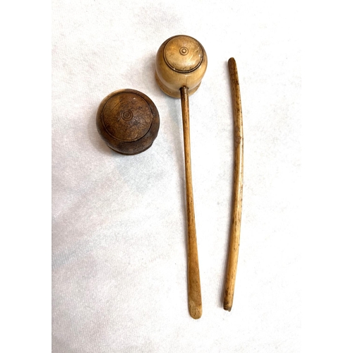 36 - A pair of antique bone tobacco pipes