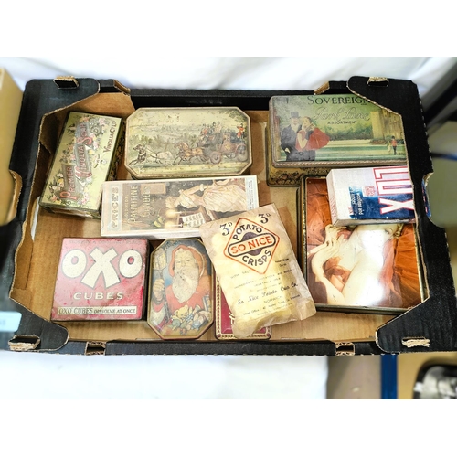 55 - Advertising: A collection of vintage advertising tins and vintage card boxes, Osram, Tobacco, Robin,... 