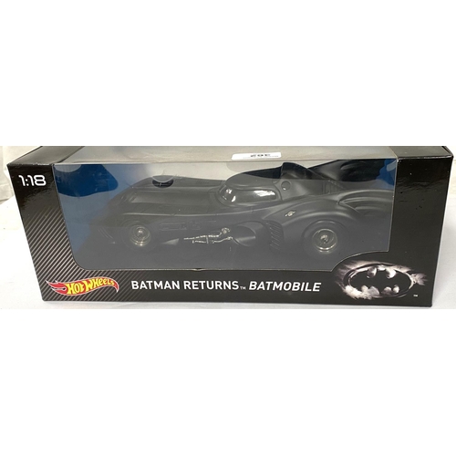 362 - Hot Wheels Batman Returns Batmobile 1/18th scale in original box