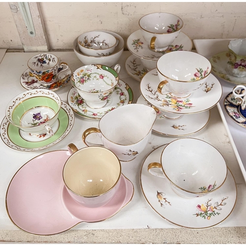 495 - A collection of cabinet cups and saucers including 2 x Royal Worcester Foxglove and Primula, Noritak... 