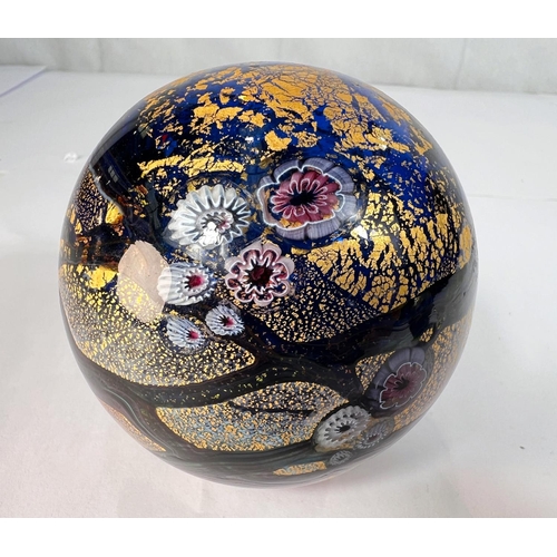 509 - Johnathan Harris Paperweights: A signed 'Watergarden' paperweight decorated in blue with gold leaf, ... 