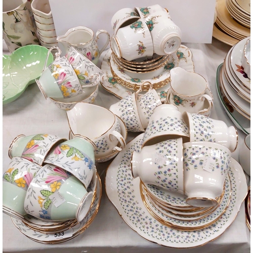 533 - A Royal Grafton Art Deco floral part tea set, approx. 20 pieces and 2 other part tea services, Royal... 