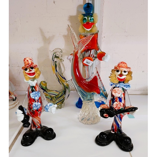 563 - A selection of Murano style glass figures including a Romanian glass cockerill (clown  a.f)