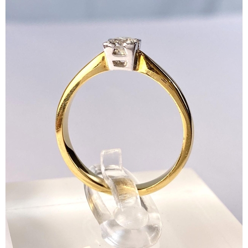 615 - A 18 carat hallmarked gold solitaire diamond ring with brilliant cut stone in square setting, 4gm, s... 