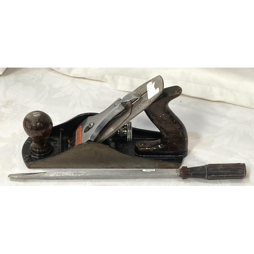 63 - A Stanley 4.5 wood plane and other tools