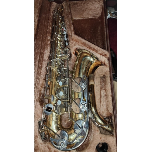 196 - A Yamaha Yas23 Alto Saxophone in box gilt with Mother of Pearl effect buttons