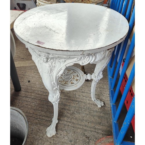 934 - A Victorian cast iron Britannia pub table in white.