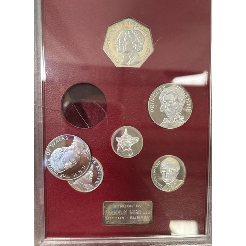 221 - A selection of crowns and other commemorative coins 