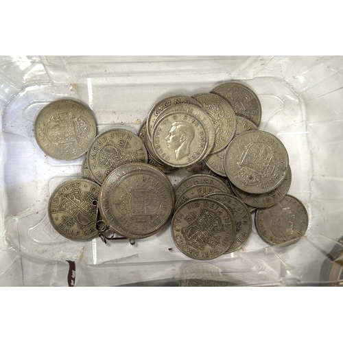 223 - GB: a quantity of crowns, £5 coins, other nickel coinage