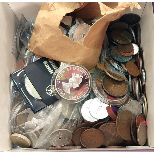 215 - A quantity of mixed coins