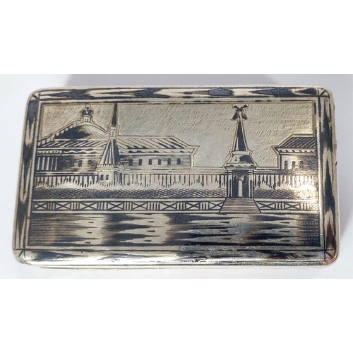 732 - A Russian 19th century 84 standard silver snuff box with Niello decoration, maker A.K., dates 1844, ... 