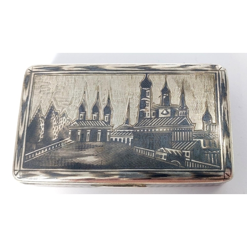 732 - A Russian 19th century 84 standard silver snuff box with Niello decoration, maker A.K., dates 1844, ... 