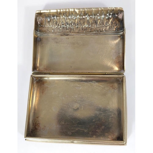 732 - A Russian 19th century 84 standard silver snuff box with Niello decoration, maker A.K., dates 1844, ... 