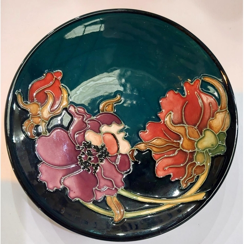 624 - A small Moorcroft dish