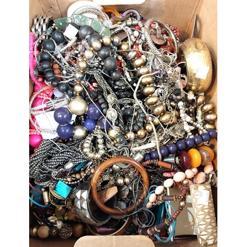 653 - A large selection of costume jewellery.