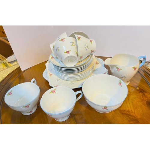 628 - A Shelley part tea set, 2303 bluebell and rose pattern, 21 pieces