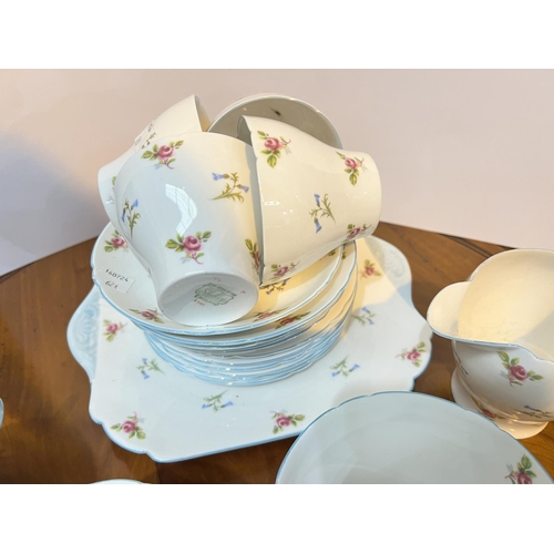 628 - A Shelley part tea set, 2303 bluebell and rose pattern, 21 pieces