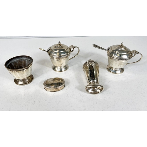 648 - A 4 piece hallmarked silver cruet set (pepper a.f.) Birmingham 1941; a small oval hallmarked silver ... 