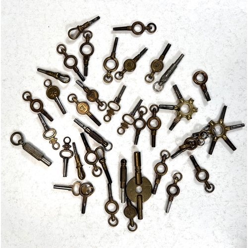 750 - A selection of antique watch and pocket watch keys