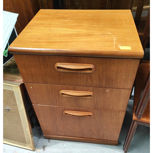 1006 - A teak bedside chest of three drawers