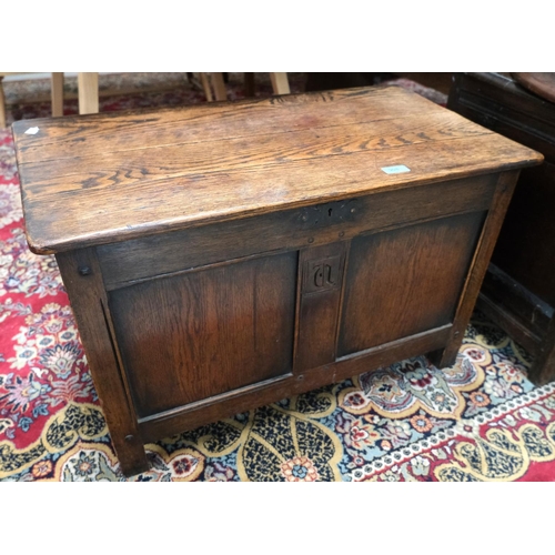 908 - A 1930's oak blanket box.