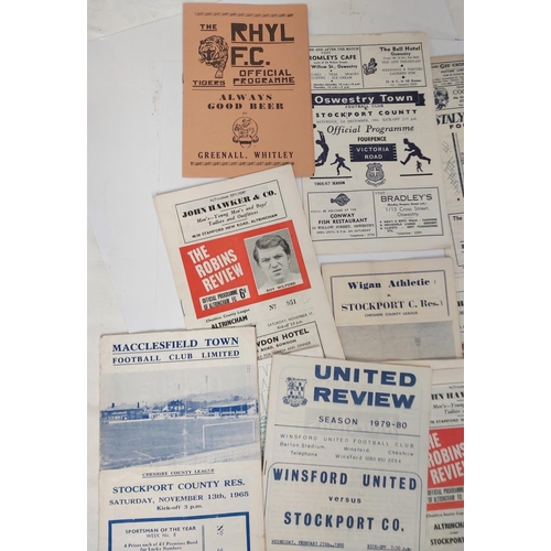 190 - Football Programmes:17 mid 1960's Stockport County away programmes, against Runcorn, Stalybridge, Ce... 