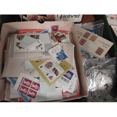 336 - A large quantity of unsorted stamps.