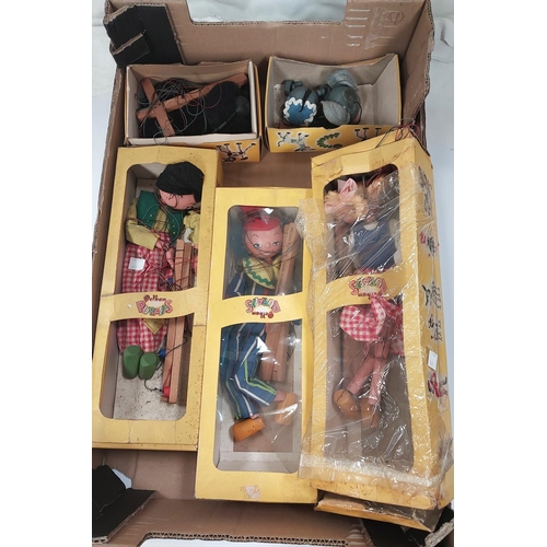 343 - 5 Pelham puppets in original boxes:- 